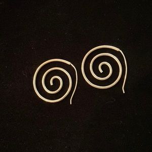 Silver Thick spirals that look fabulous